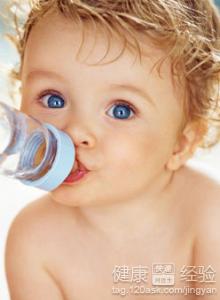 乙肝小三陽肝功能正常能給寶寶喂奶嗎