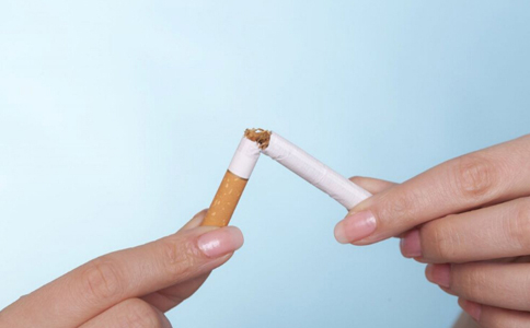抽煙會傷害肝髒嗎 抽煙對肝髒有傷害嗎 吃什麼保護肝髒