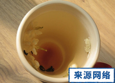 茉莉花茶的功效 茉莉花茶有哪些功效 茉莉花茶的副作用有哪些